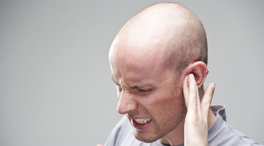 Acúfenos tinnitus ruidos oido